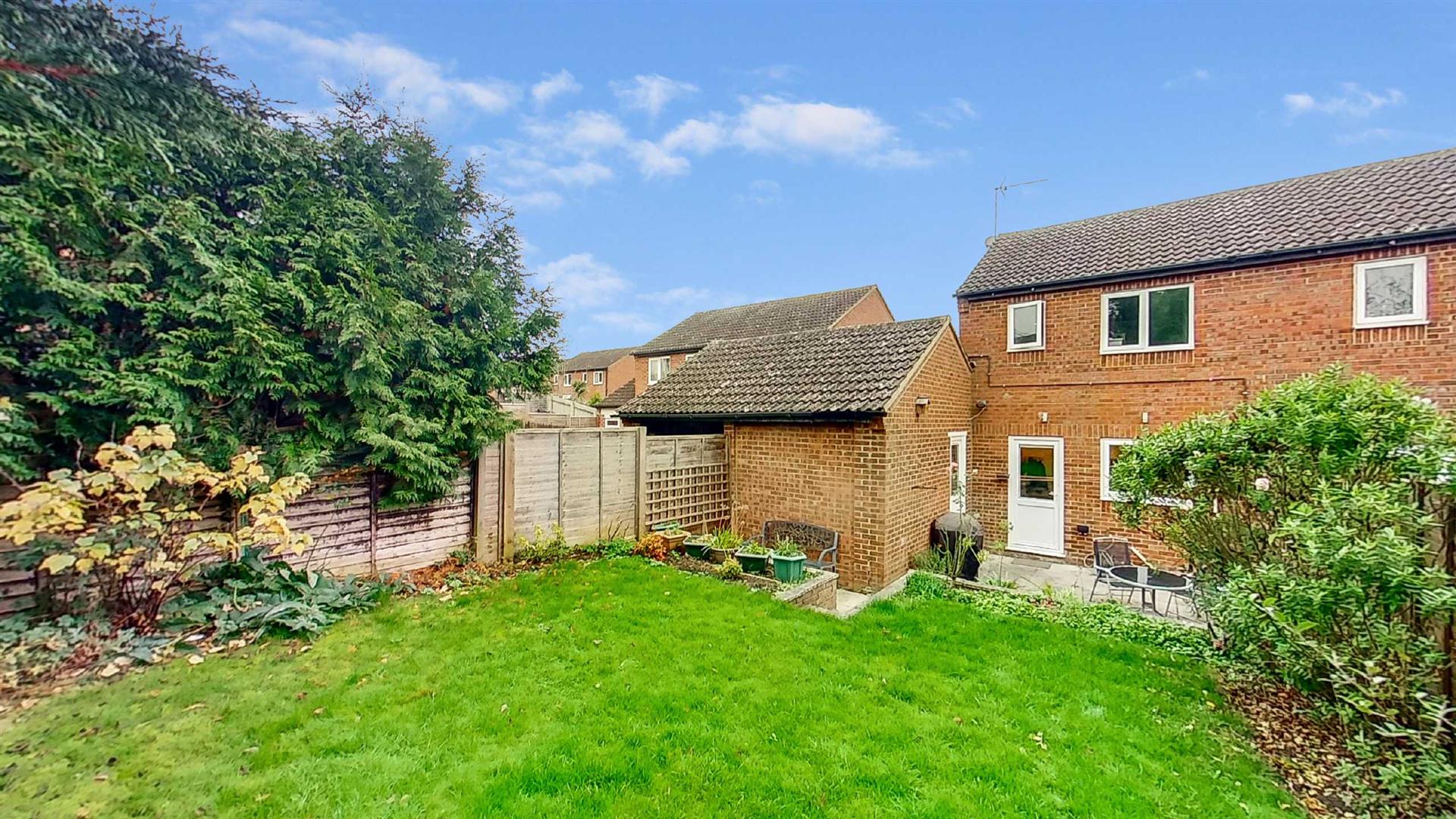 Vyne Crescent, Great Holm, Milton Keynes